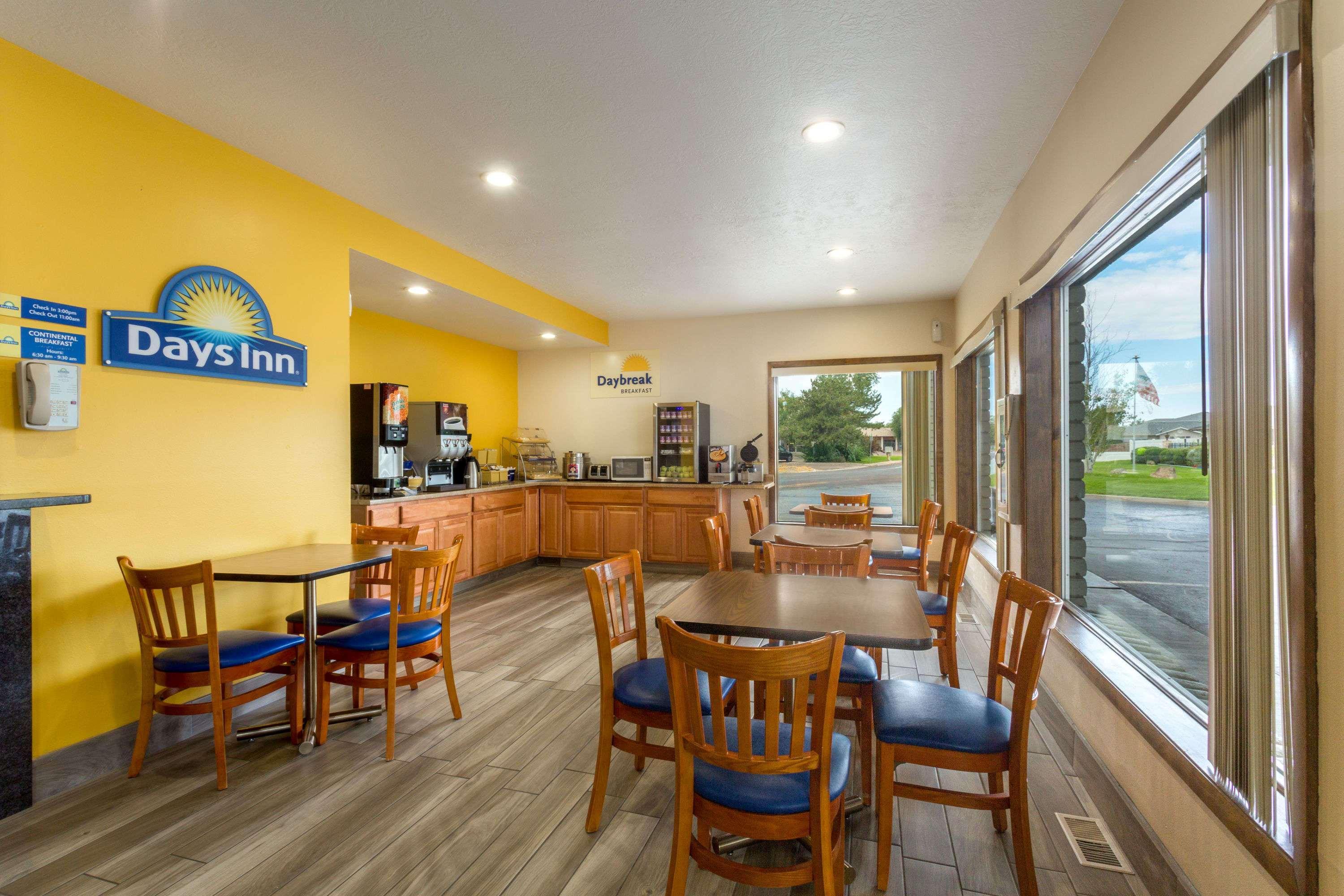 Days Inn By Wyndham Delta Extérieur photo