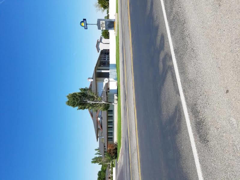 Days Inn By Wyndham Delta Extérieur photo